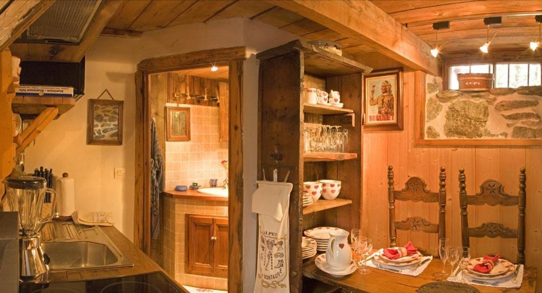 Hotel Les Chalets De Philippe Avec Jacuzzis Privatifs شامونكس المظهر الخارجي الصورة